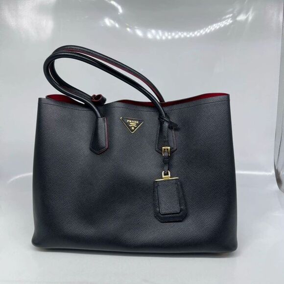 Prada Women Pre-Loved Bag Very Good Condition - Picture 1 of 9
